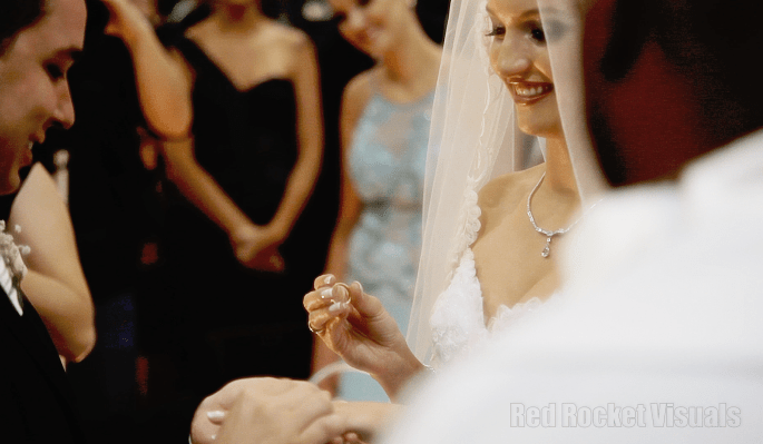 Mariana_Lenon_ring copyright